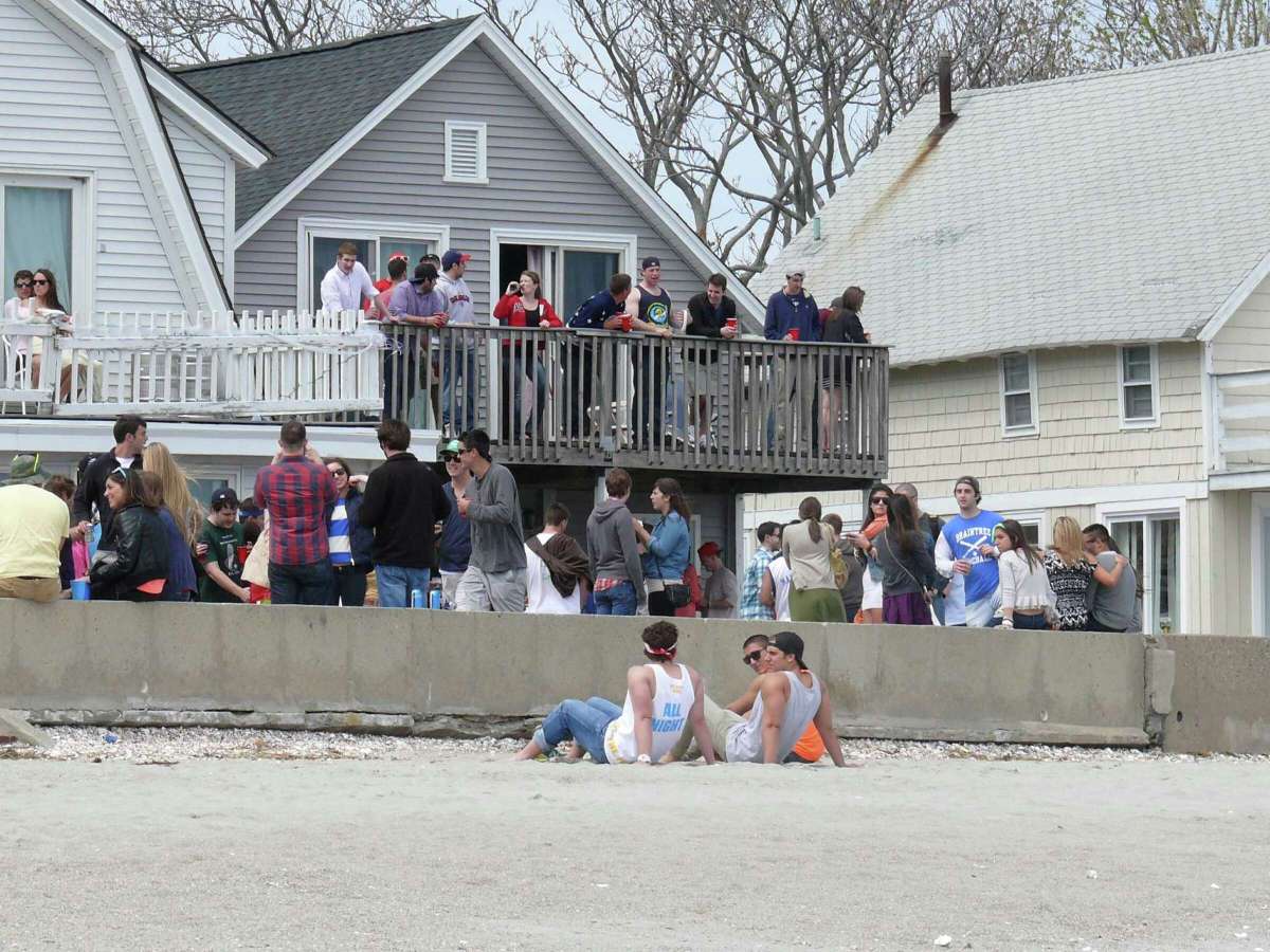 ‘Protect the Beach’: Students Make Town Election a Referendum on Fairfield’s New Noise&nbsp;Ordinance